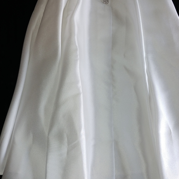 Dress - Picture 4 of 4